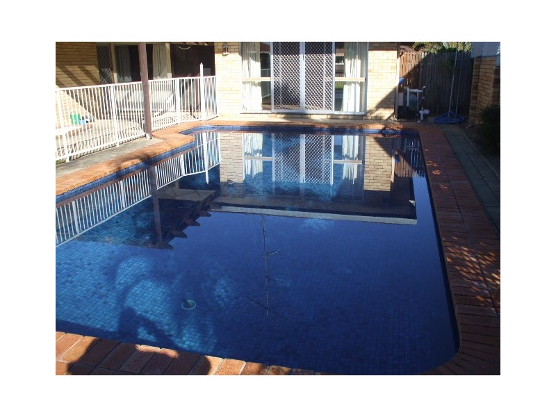 47 Rumrunner Street, Mermaid Waters QLD 4218