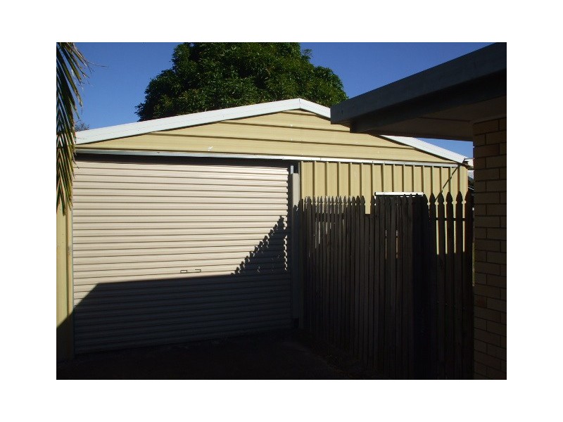 47 Rumrunner Street, Mermaid Waters QLD 4218