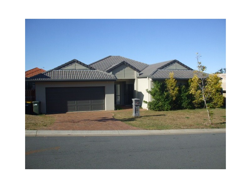20 Campelles Avenue, Varsity Lakes QLD 4227