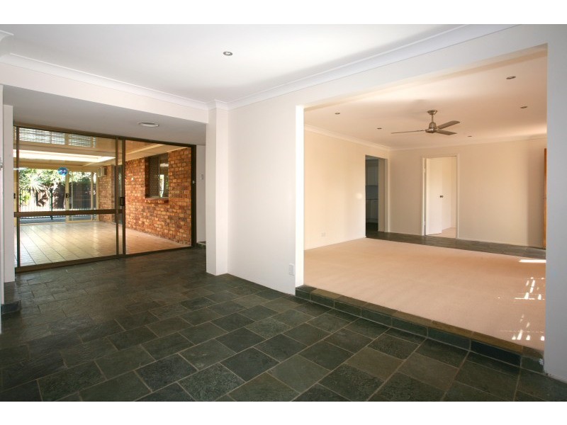 80 Rumrunner Street, Mermaid Waters QLD 4218