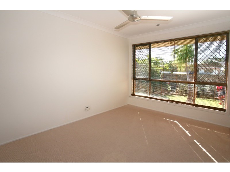 80 Rumrunner Street, Mermaid Waters QLD 4218