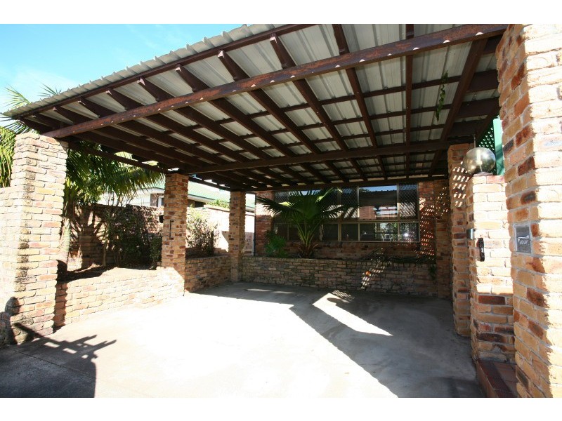 80 Rumrunner Street, Mermaid Waters QLD 4218