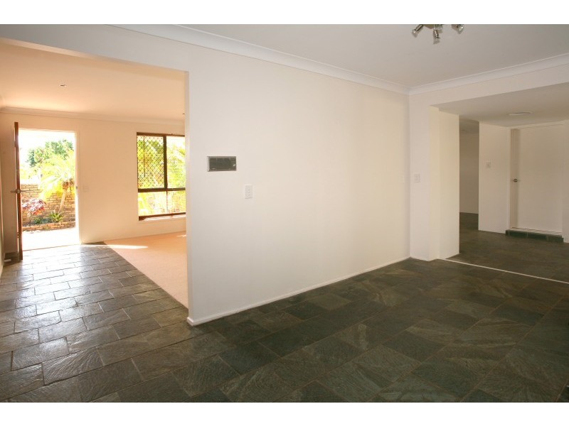 80 Rumrunner Street, Mermaid Waters QLD 4218