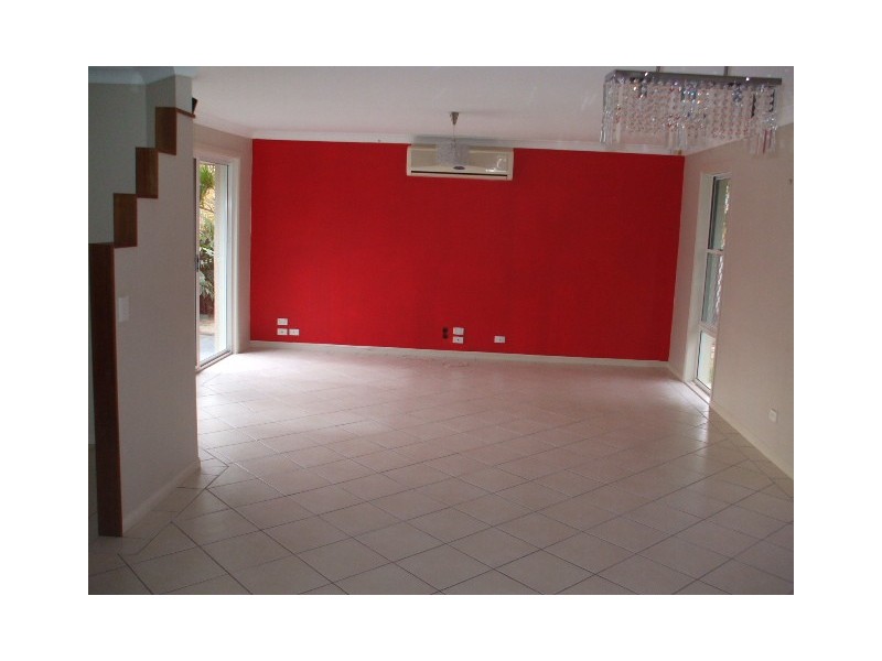 16 Santa Cruz Boulevard, Clear Island Waters QLD 4226