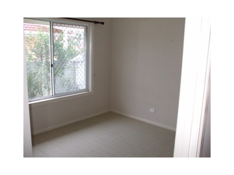 16 Santa Cruz Boulevard, Clear Island Waters QLD 4226