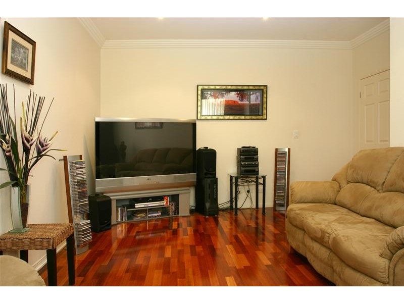 Clear Island Waters QLD 4226