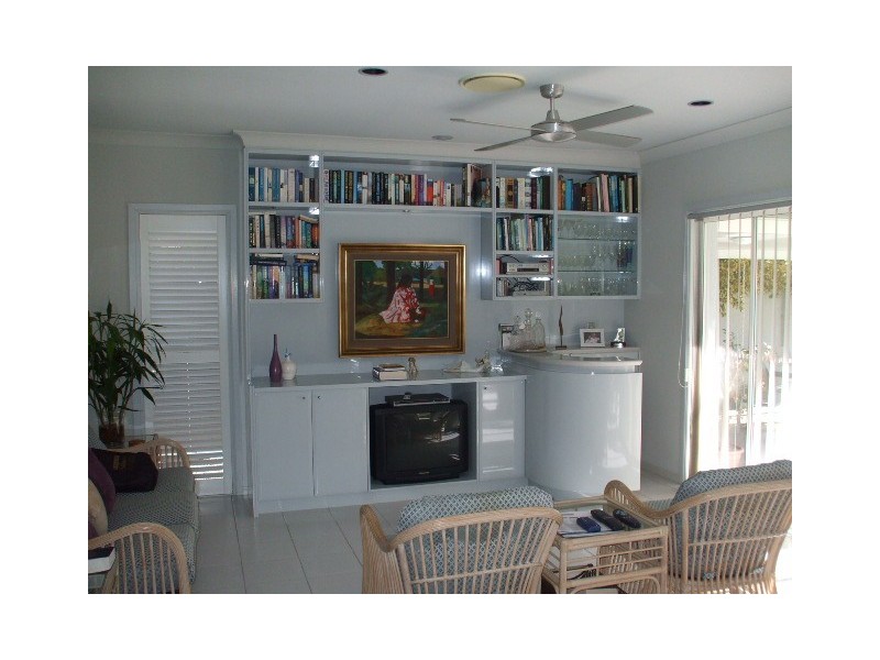 Clear Island Waters QLD 4226