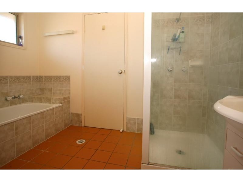 111 Kingarry Circuit, Merrimac QLD 4226