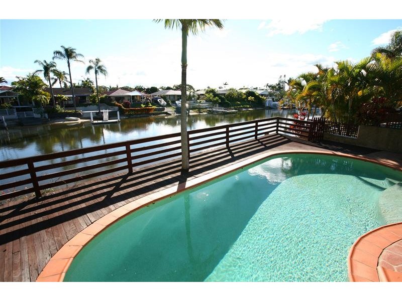 Broadbeach Waters QLD 4218