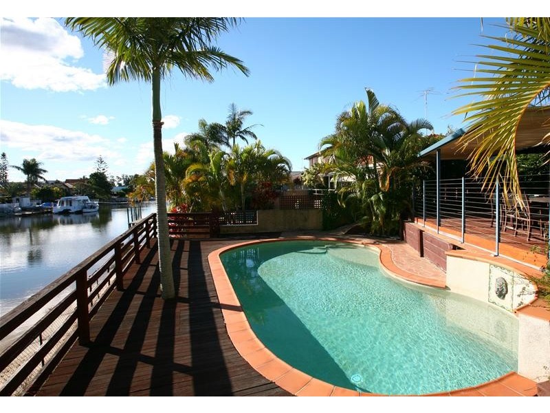 Broadbeach Waters QLD 4218