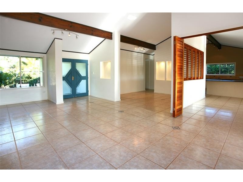 Broadbeach Waters QLD 4218