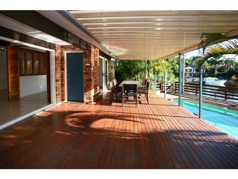 Broadbeach Waters QLD 4218