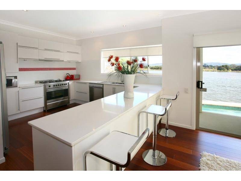 36 Staysail Crescent, Clear Island Waters QLD 4226
