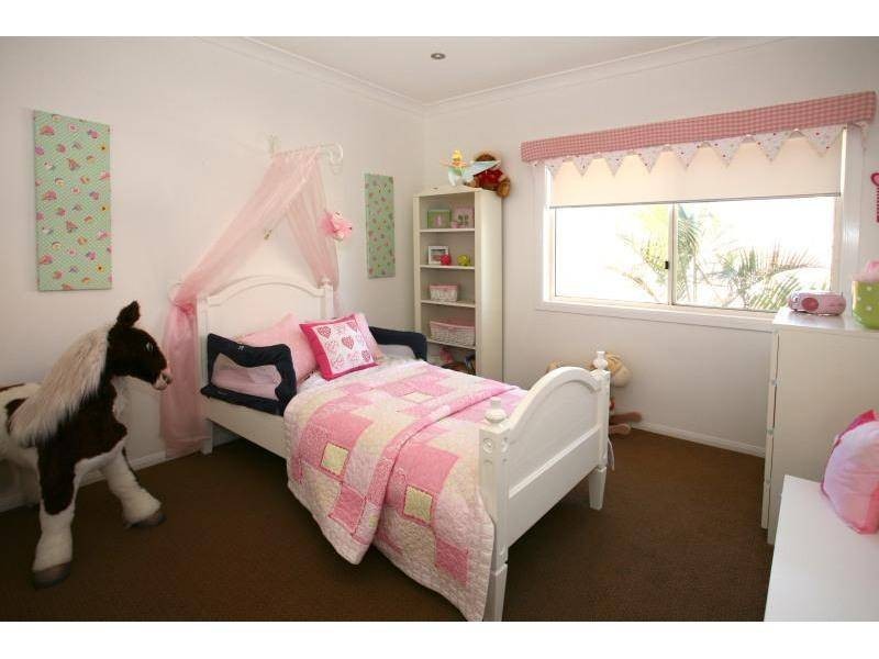 36 Staysail Crescent, Clear Island Waters QLD 4226
