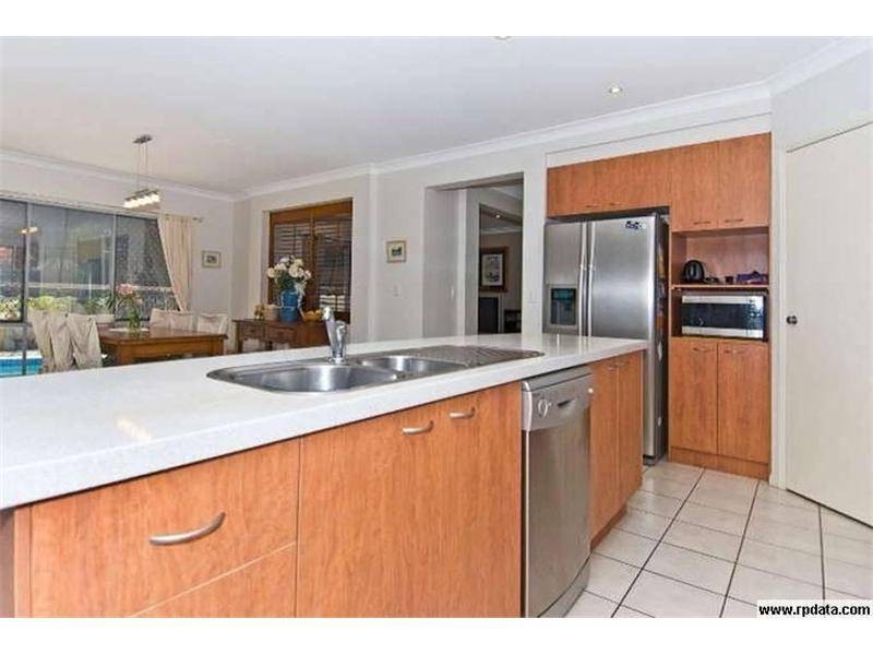 10 Sagitta Place, Robina QLD 4226