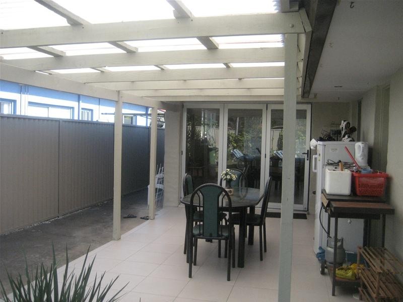 5 Chianti Avenue, Mermaid Waters QLD 4218