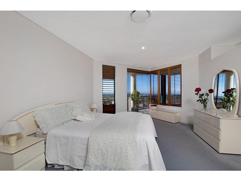 31 Moroccan Street, Highland Park QLD 4211