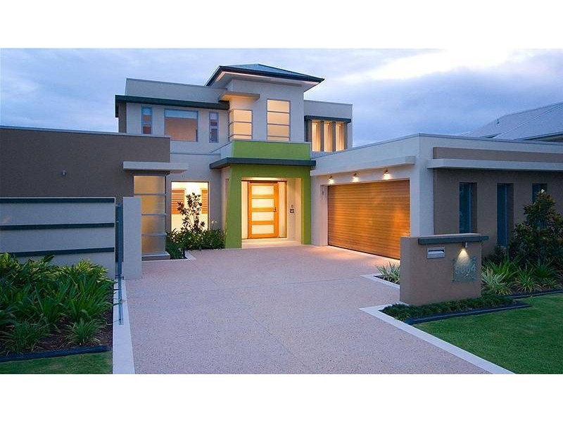 5004 Emerald Island Drive, Carrara QLD 4211