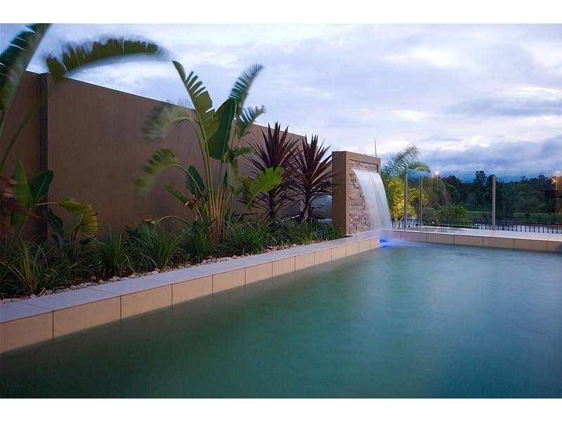 5004 Emerald Island Drive, Carrara QLD 4211
