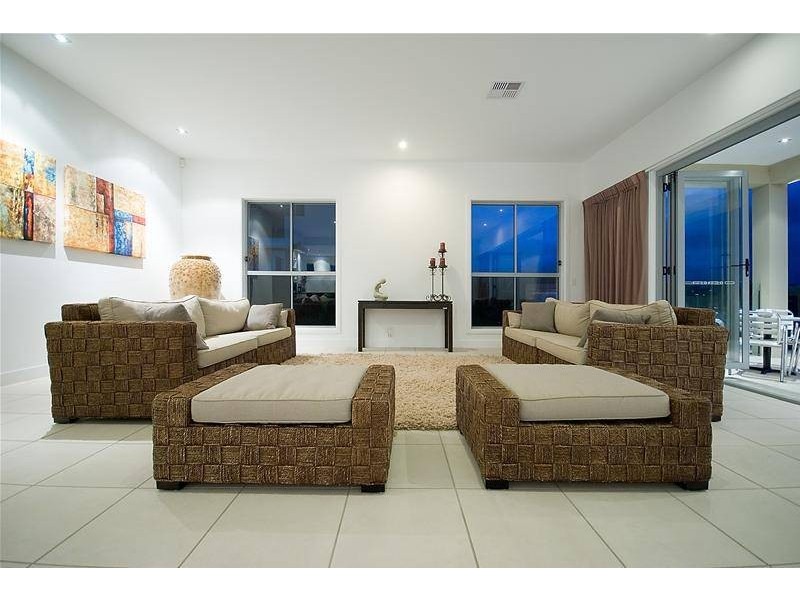 5004 Emerald Island Drive, Carrara QLD 4211