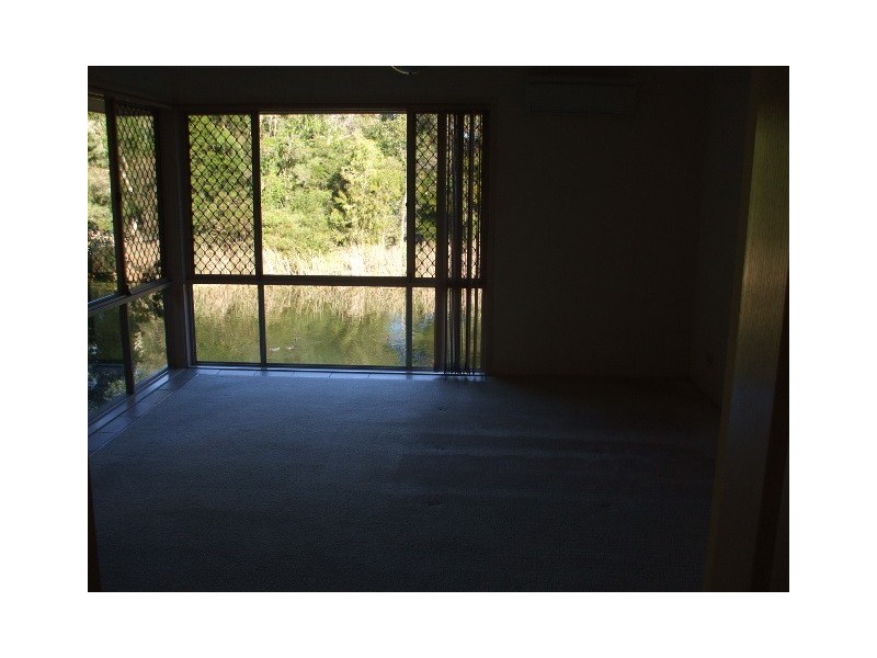 10 Cutwater Close, Clear Island Waters QLD 4226