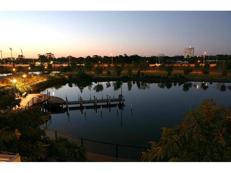 3000 The Boulevard, Carrara QLD 4211