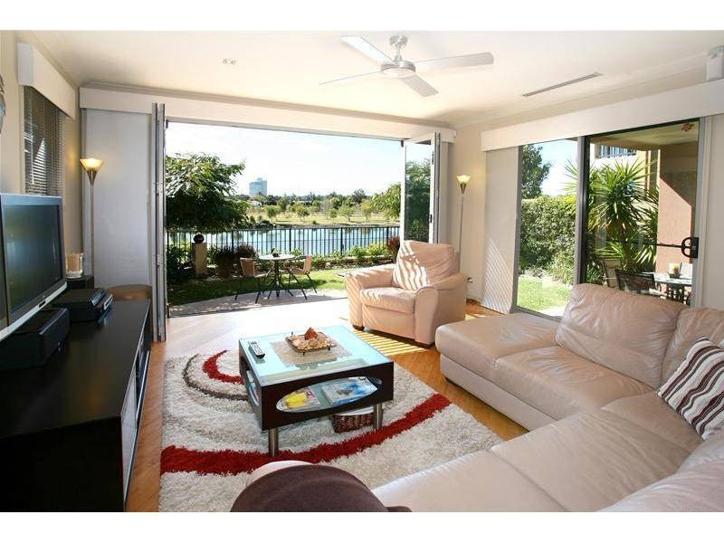 3000 The Boulevard, Carrara QLD 4211