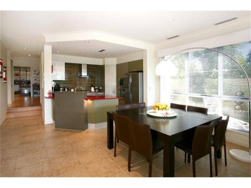 3000 The Boulevard, Carrara QLD 4211