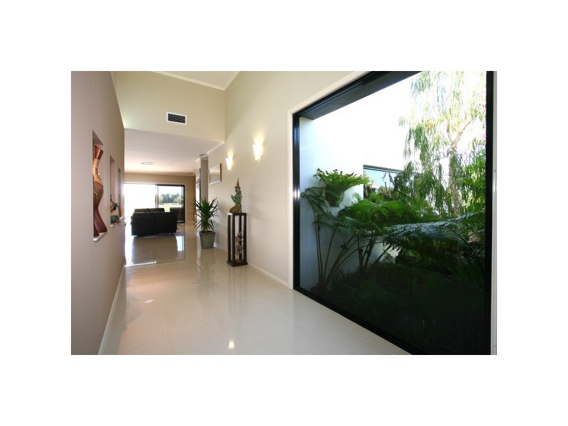 18 Nicklaus Court, Merrimac QLD 4226
