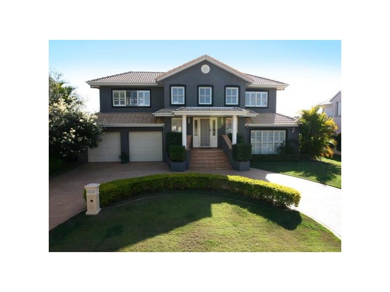 52 Martingale Circuit, Clear Island Waters QLD 4226