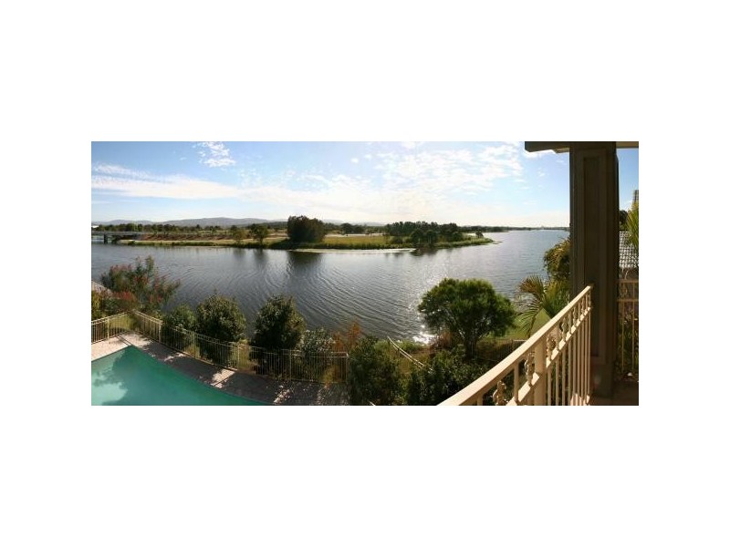 52 Martingale Circuit, Clear Island Waters QLD 4226
