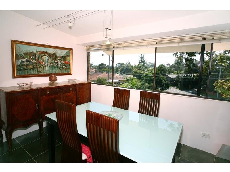 12/26 Holland Court, Broadbeach Waters QLD 4218