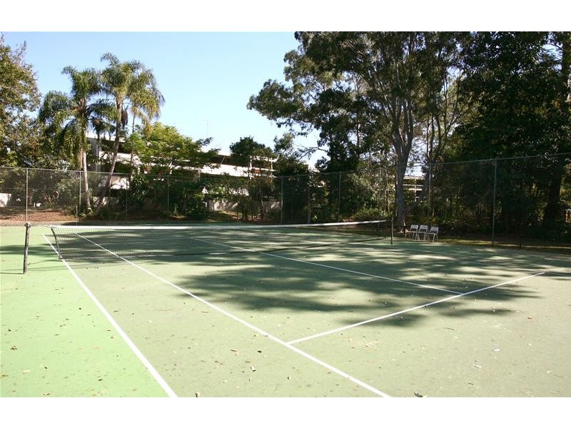 12/26 Holland Court, Broadbeach Waters QLD 4218