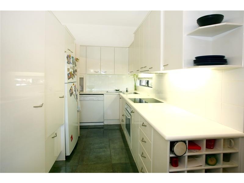 12/26 Holland Court, Broadbeach Waters QLD 4218