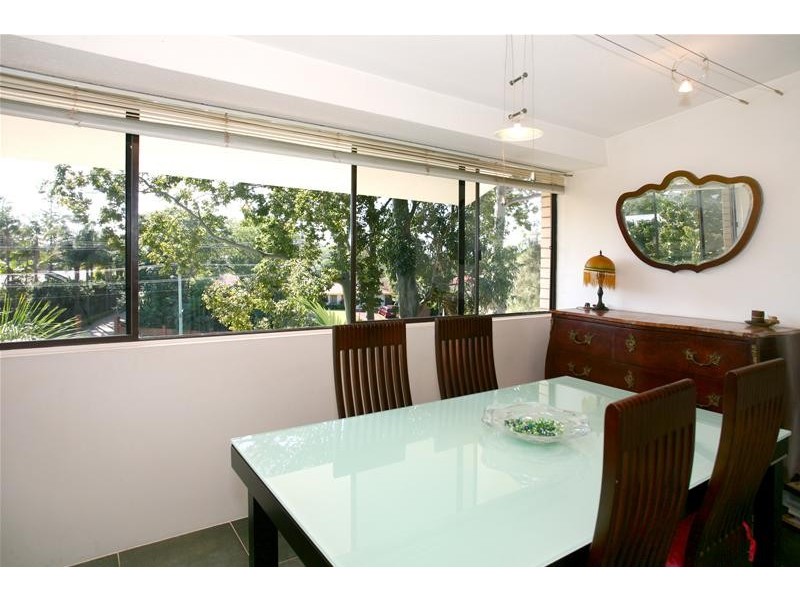 12/26 Holland Court, Broadbeach Waters QLD 4218