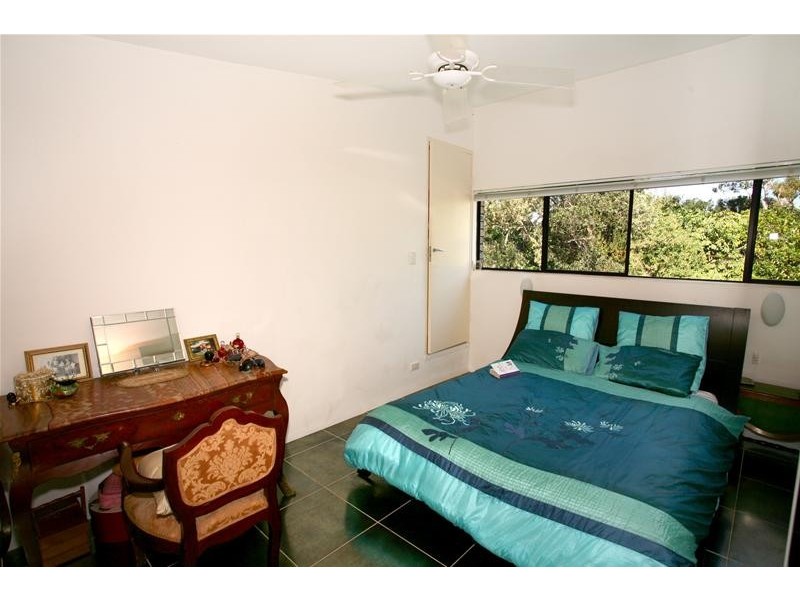 12/26 Holland Court, Broadbeach Waters QLD 4218