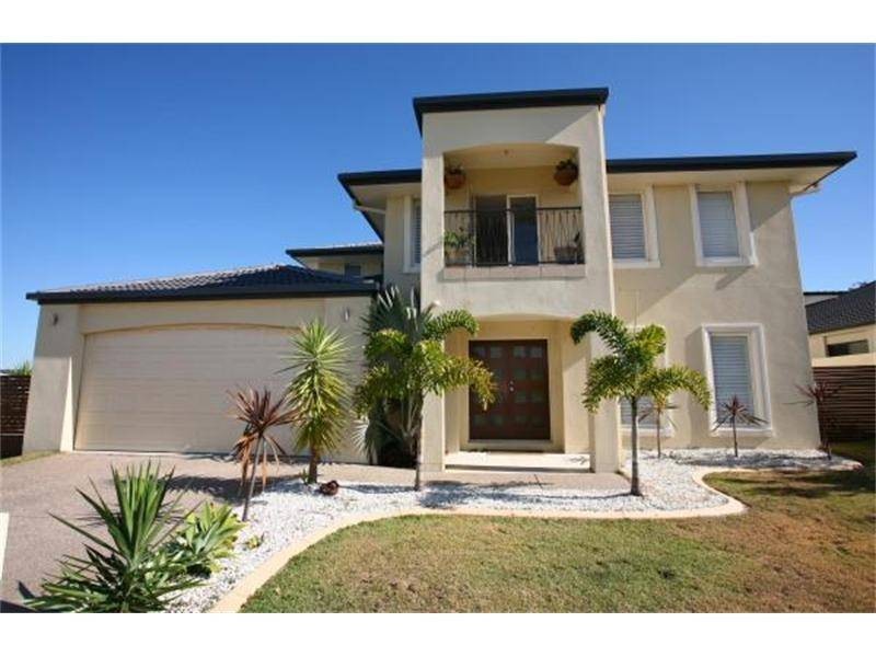 19 Heights Drive, Robina QLD 4226