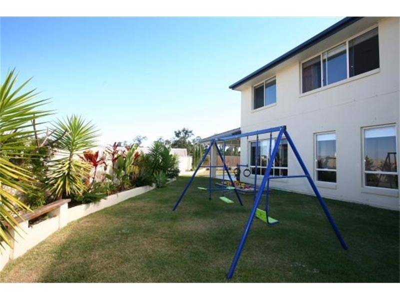19 Heights Drive, Robina QLD 4226