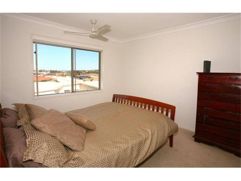 19 Heights Drive, Robina QLD 4226