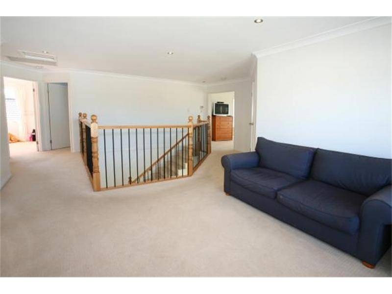 19 Heights Drive, Robina QLD 4226