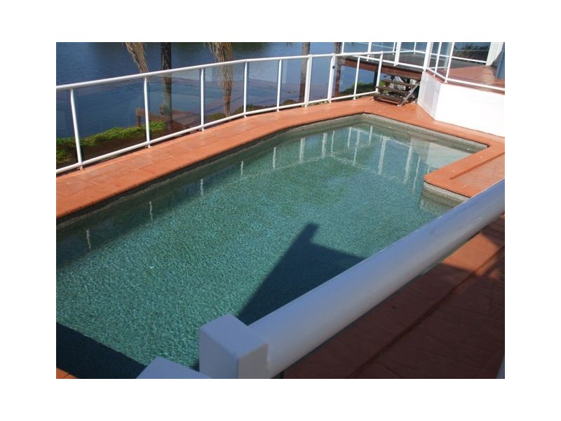 21 Kirralee Drive, Robina QLD 4226