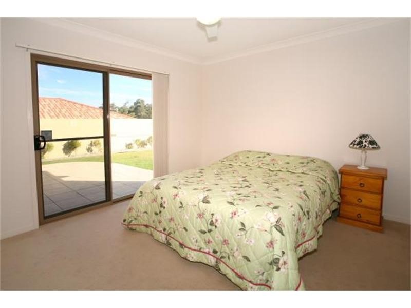 31 Heights Drive, Robina QLD 4226