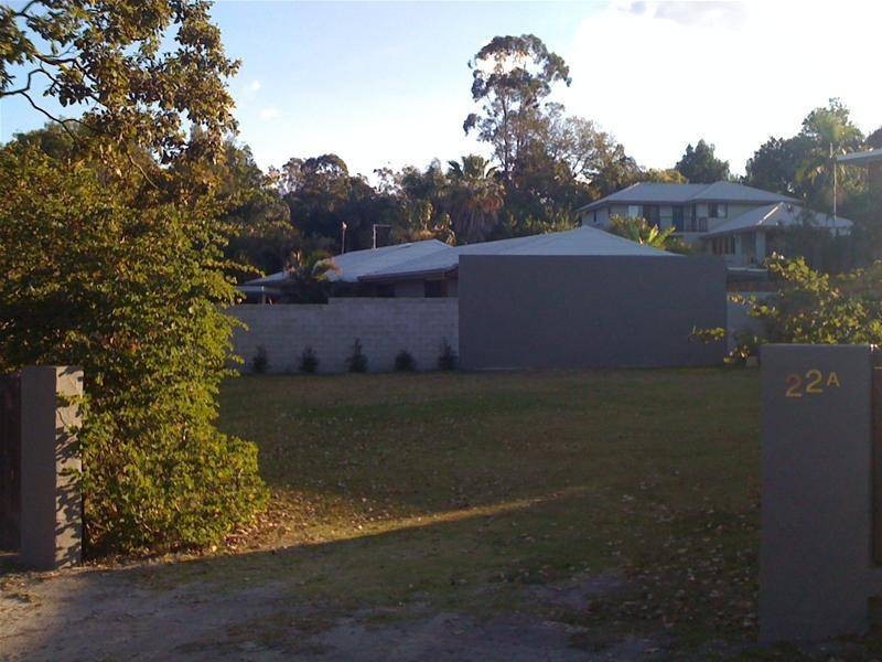 22a Tambourah Drive, Benowa QLD 4217