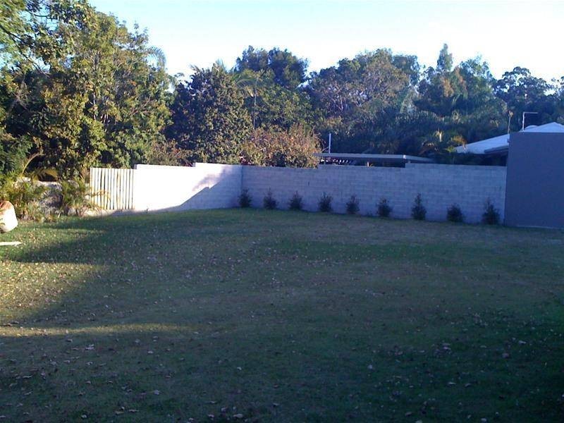22a Tambourah Drive, Benowa QLD 4217