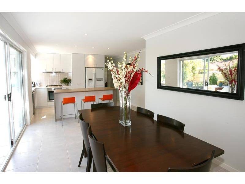 22 Sophie Avenue, Broadbeach Waters QLD 4218