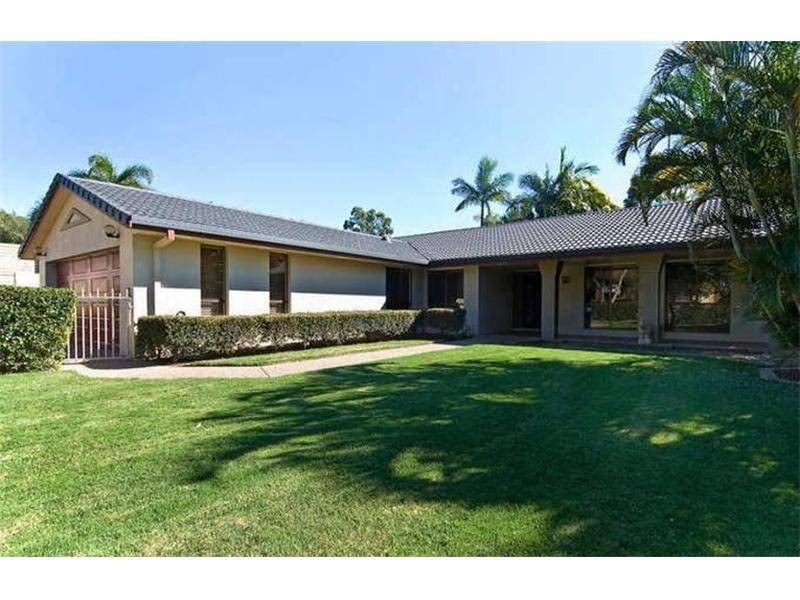 3 Northwood Close, Robina QLD 4226