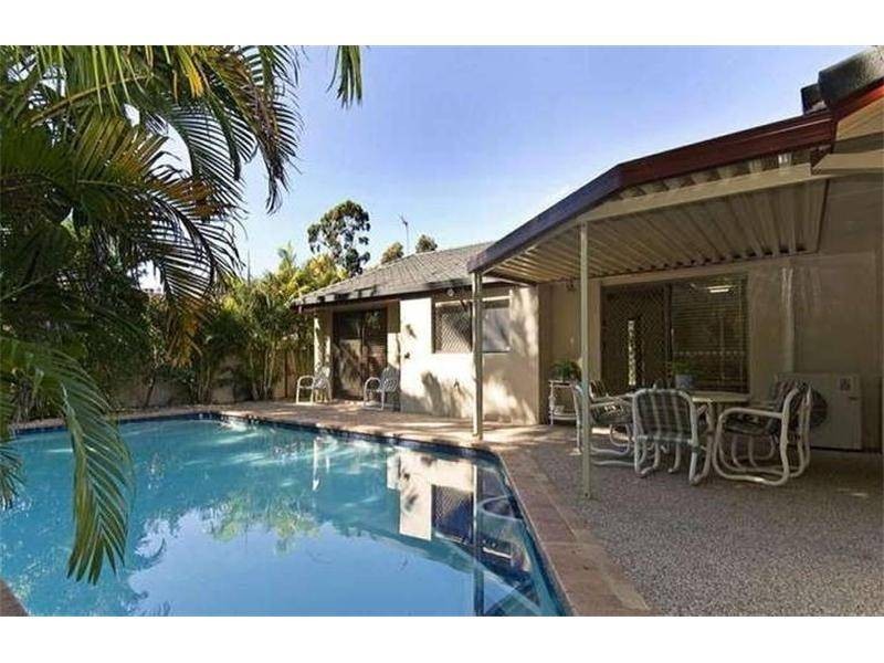 3 Northwood Close, Robina QLD 4226