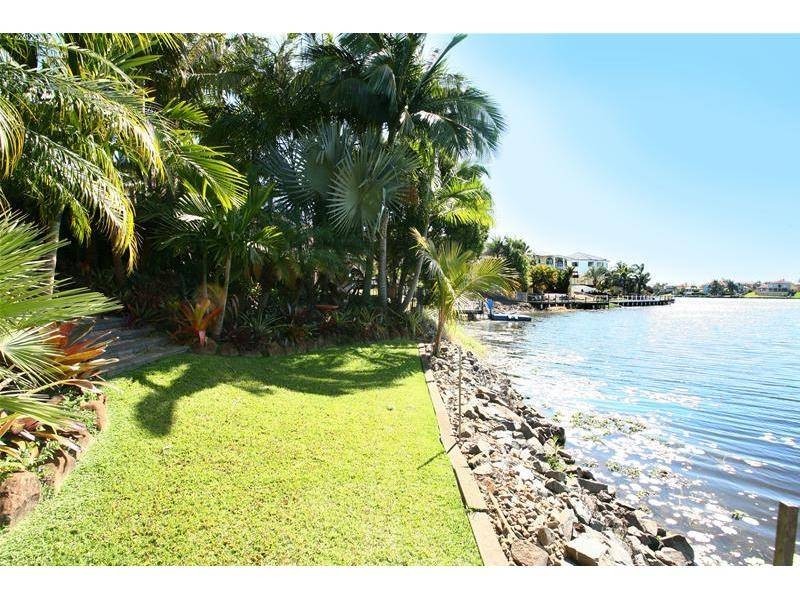 81 Bollard Circuit, Clear Island Waters QLD 4226