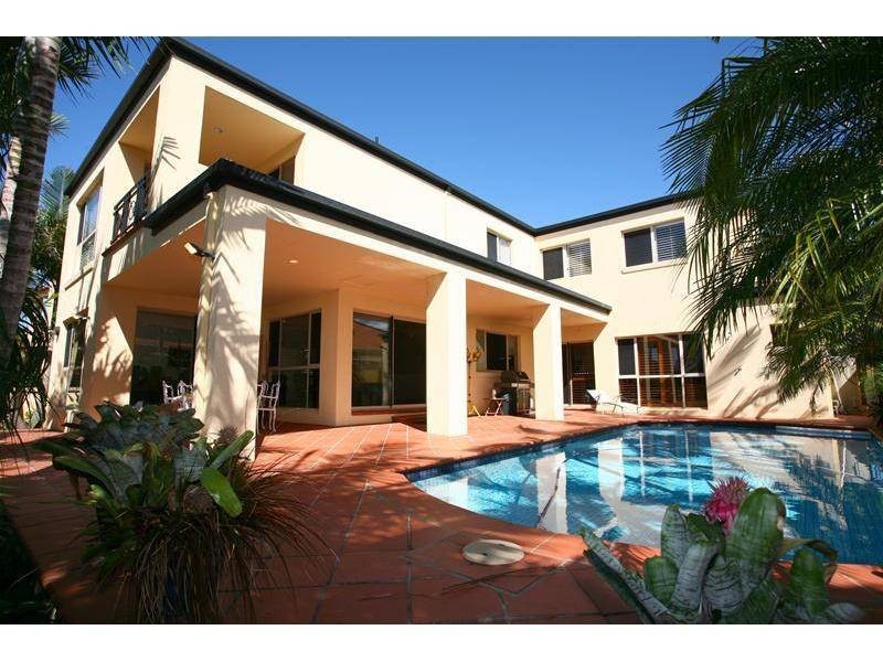 81 Bollard Circuit, Clear Island Waters QLD 4226