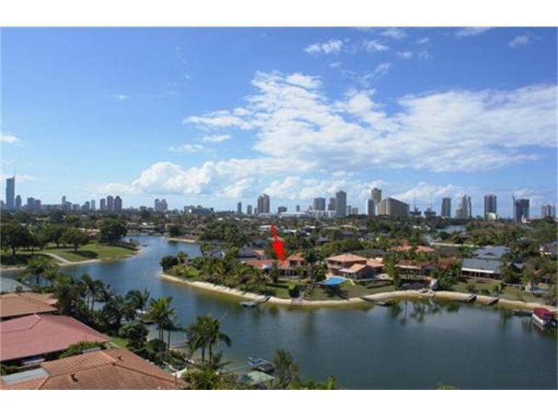 14 Cocos Crescent, Broadbeach Waters QLD 4218
